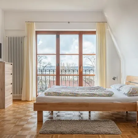 아파트 Ferienhaus-La-Perla-Apartment-Seensucht 위버링겐